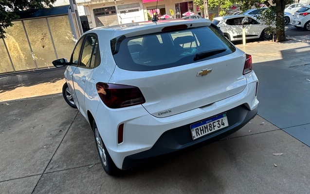 imagem-https://www.socarrao.com.br/sc-vehicle-images-prod/2386883/1782868206035-SU1HXzg3NjkuanBlZw.jpeg