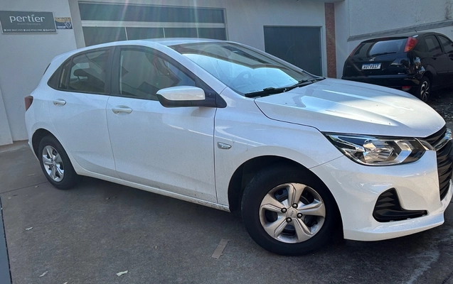 imagem-https://www.socarrao.com.br/sc-vehicle-images-prod/2386883/1782868206663-SU1HXzg3NzEuanBlZw.jpeg