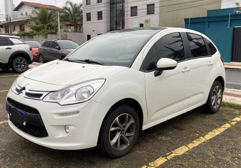 Citroën C3 2015 Branco — foto 1 de 3