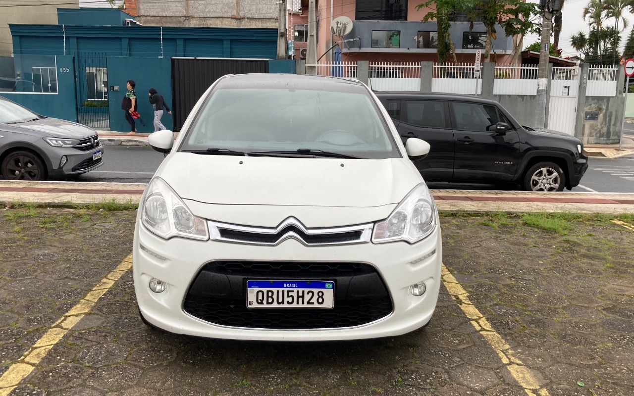 imagem-https://www.socarrao.com.br/sc-vehicle-images-prod/2386884/1782867812469-SU1HXzU3NTkuanBlZw.jpeg