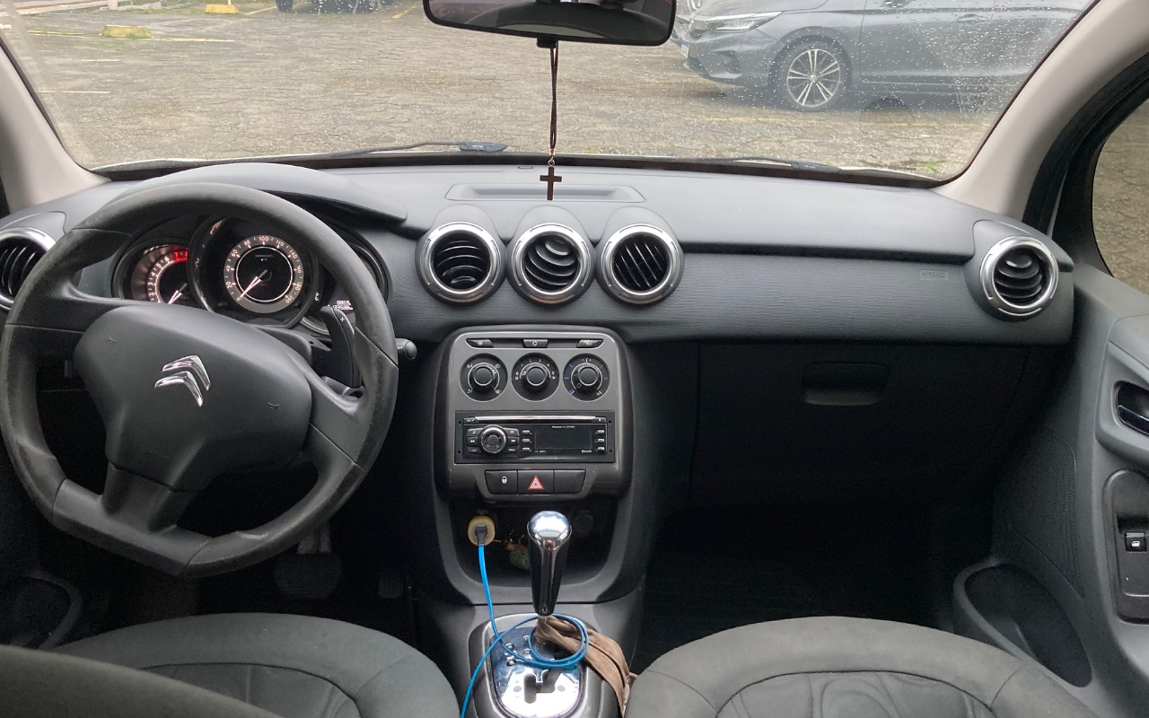 imagem-https://www.socarrao.com.br/sc-vehicle-images-prod/2386884/1782867814737-SU1HXzU3NTIuanBlZw.jpeg