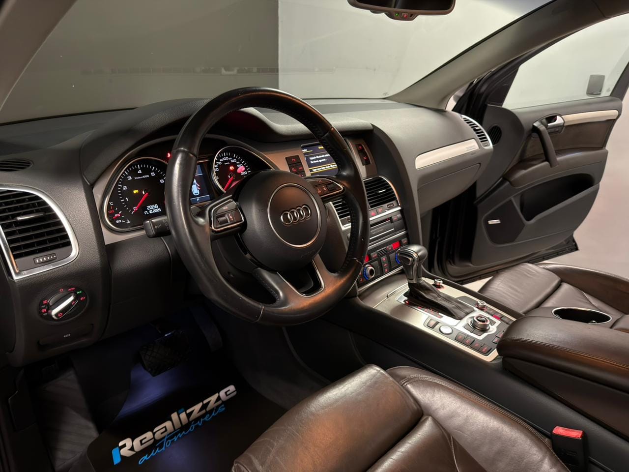 imagem-https://www.socarrao.com.br/sc-vehicle-images-prod/23886/1769988354933-7182831OR_1766491899_56_30.jpg