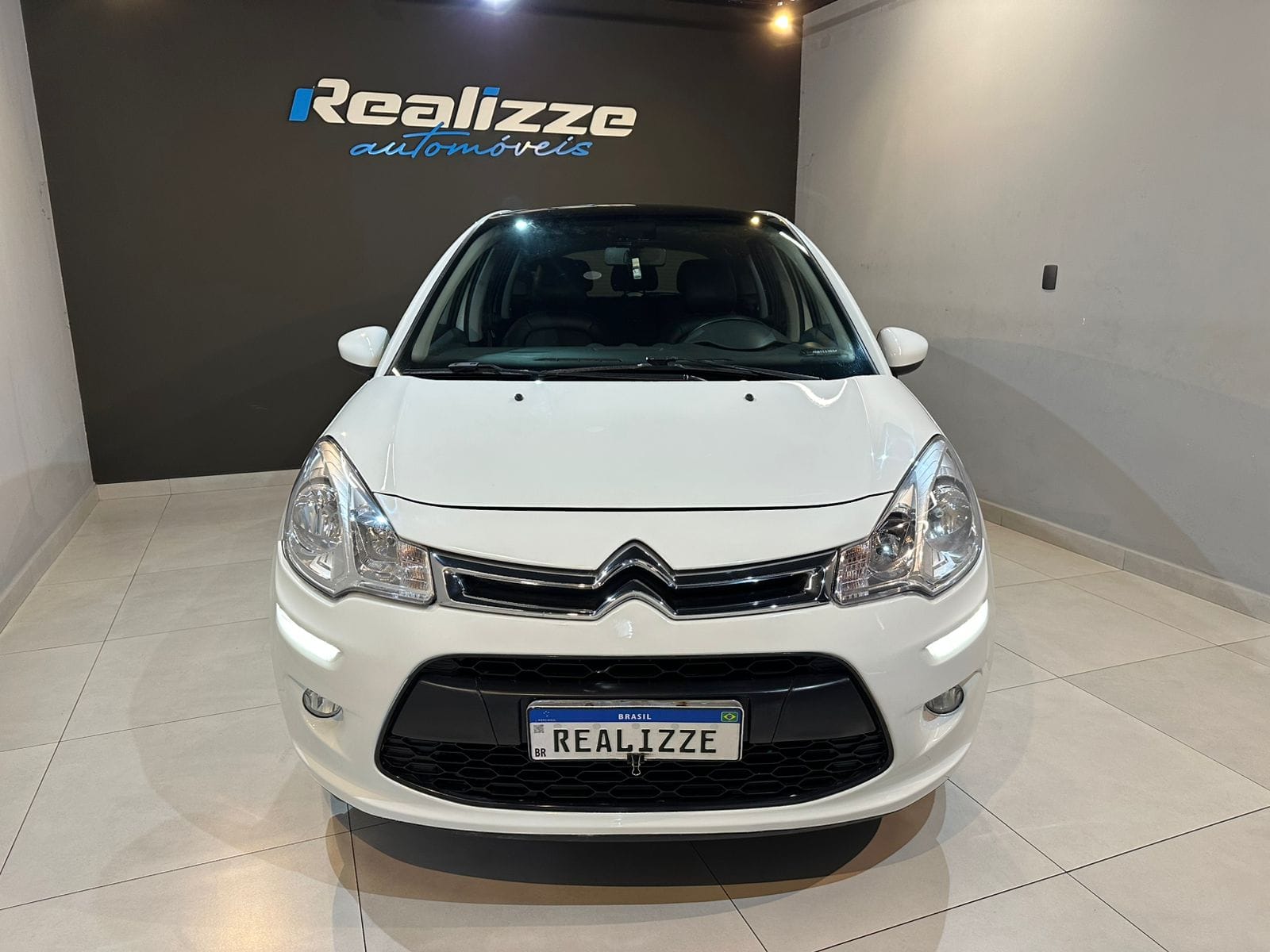 imagem-https://www.socarrao.com.br/sc-vehicle-images-prod/23895/1769988356854-7184215OR_1766513252_14_810.jpg