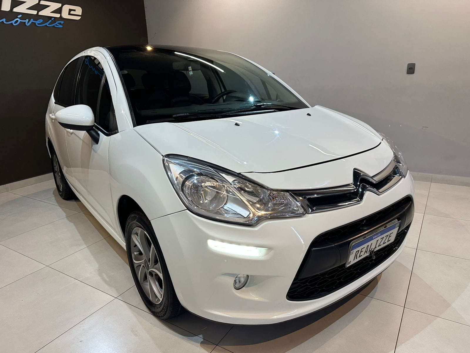 imagem-https://www.socarrao.com.br/sc-vehicle-images-prod/23895/1769988356854-7184215OR_1766513252_82_740.jpg