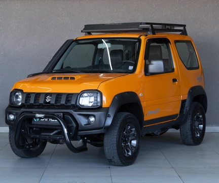 Suzuki Jimny 2022 Laranja — foto 1 de 3