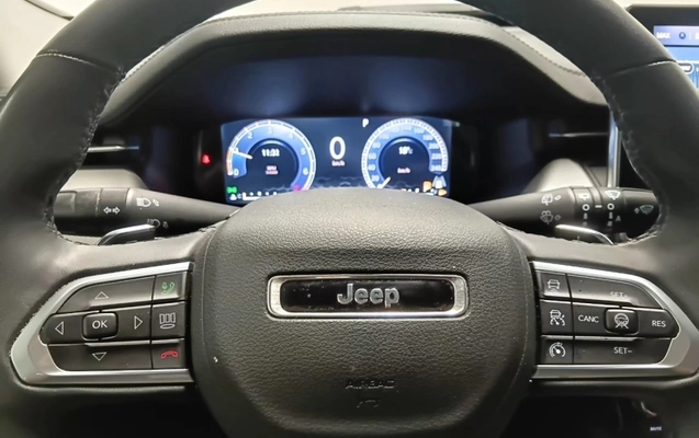 imagem-https://www.socarrao.com.br/sc-vehicle-images-prod/2394965/1784724926619-AuptsTneEgoHLu4iqbSBPdQIz3rDymBB.jpg