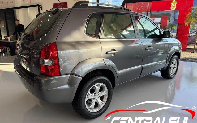 imagem-https://www.socarrao.com.br/sc-vehicle-images-prod/2395288/1782910849751-6793779a3b9944aeba8f25380b3db7ca_1782907512225.jpg