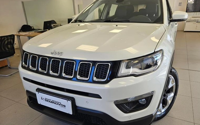 imagem-https://www.socarrao.com.br/sc-vehicle-images-prod/2395397/1792694308136-8236728_3_B_caf4a9686d.jpeg