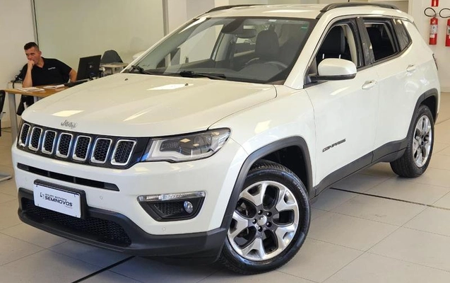 imagem-https://www.socarrao.com.br/sc-vehicle-images-prod/2395397/1792694308141-8236728_9_B_2eb83c22ba.jpeg