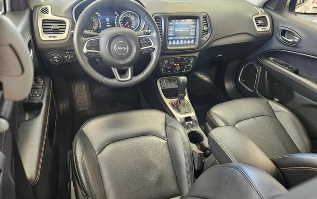 imagem-https://www.socarrao.com.br/sc-vehicle-images-prod/2395397/1792694308149-8236728_0_B_eccde8471b.jpeg