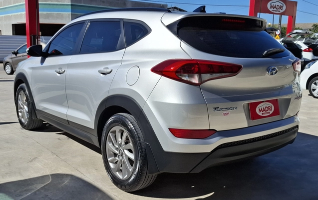 imagem-https://www.socarrao.com.br/sc-vehicle-images-prod/2395792/1788195949134-003_e26c2866fd781c27cd148265a9b5d558.jpg
