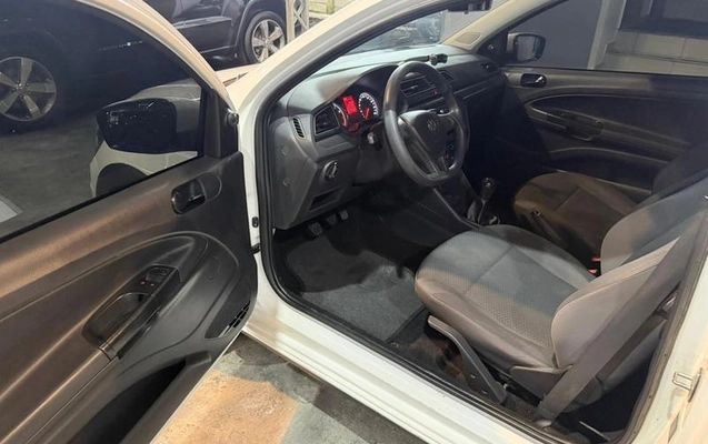 imagem-https://www.socarrao.com.br/sc-vehicle-images-prod/2396091/1788528341909-8236902_7_B_30934668c4.jpeg