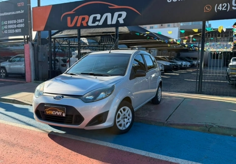 Ford Fiesta 2014 Prata — foto 1 de 3