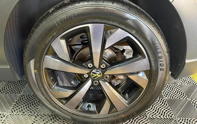 imagem-https://www.socarrao.com.br/sc-vehicle-images-prod/2396248/1788452634945-8198013_8_B_8e26247092.jpeg