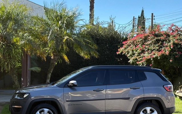 imagem-https://www.socarrao.com.br/sc-vehicle-images-prod/2396332/1783016250792-NDA0ZWNmMDUtYTgwNC00NGJhLWFkMjUtY2RkNTc1NDlkZTNmLmpwZw.jpg