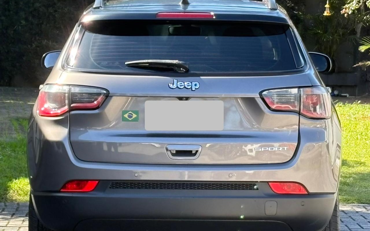 imagem-https://www.socarrao.com.br/sc-vehicle-images-prod/2396332/1783016250923-NDI5MjMzZDItYTI3MS00ZWExLTgwZGUtM2Q1ODY1MTllZjc3LmpwZw.jpg