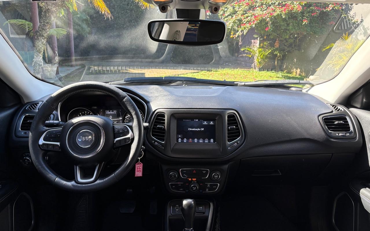 imagem-https://www.socarrao.com.br/sc-vehicle-images-prod/2396332/1783016251508-YzE2YTA0OGQtOTgwNS00OTBmLWEyNWMtMWFjNTdjZjg2NjRjLmpwZw.jpg