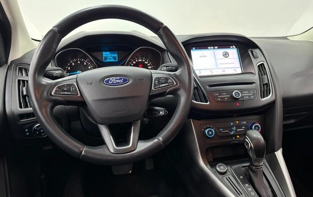 imagem-https://www.socarrao.com.br/sc-vehicle-images-prod/2396524/1789576389739-6061490_10_B_b26afbe00c.jpeg