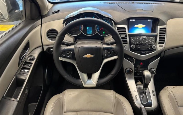imagem-https://www.socarrao.com.br/sc-vehicle-images-prod/2396750/1784663187478-8189212_18_B_a49607fe0f.jpeg