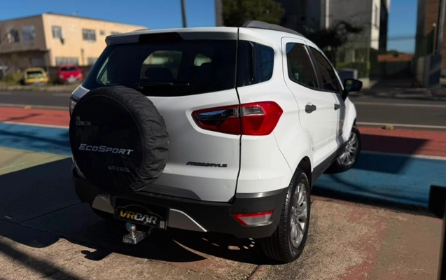 imagem-https://www.socarrao.com.br/sc-vehicle-images-prod/2396973/1789759033002-BZYyXhQF4YALBqVG8ImIolJ6kCjxkTZh.jpg
