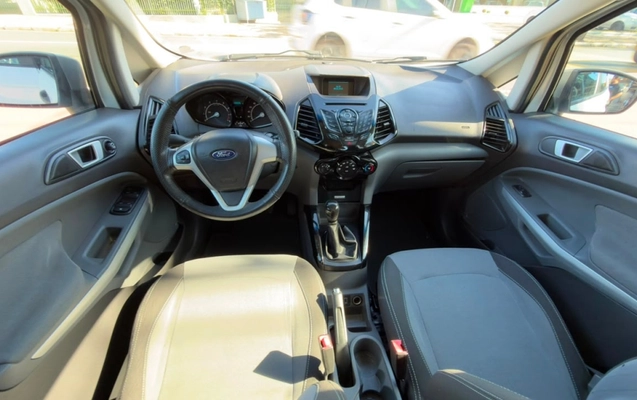 imagem-https://www.socarrao.com.br/sc-vehicle-images-prod/2396973/1789759033011-pPHNNRc7baVv8Y9Dx7S0HjvzdyAfp3hd.jpg
