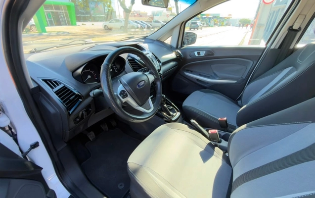 imagem-https://www.socarrao.com.br/sc-vehicle-images-prod/2396973/1789759033013-wh0BD4GaetHLFbg1ppwPkRurJJGevZHS.jpg