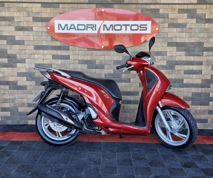 Honda SH 150i/DLX 2019 Vermelho — foto 1 de 3