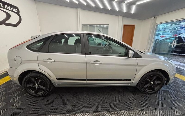 imagem-https://www.socarrao.com.br/sc-vehicle-images-prod/2397215/1782913793055-7992047_4_B_3d1a2af41e.jpeg