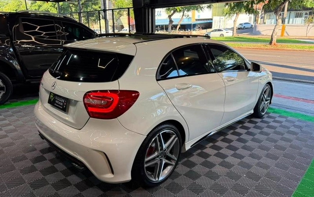 imagem-https://www.socarrao.com.br/sc-vehicle-images-prod/2397412/1788291928712-8235940_4_B_98c5fae197.jpeg