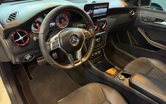 imagem-https://www.socarrao.com.br/sc-vehicle-images-prod/2397412/1788291928732-8235940_9_B_75410da2a4.jpeg