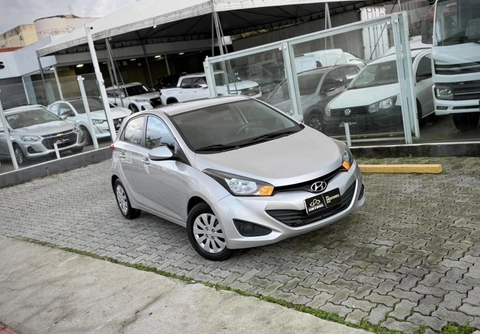 Hyundai HB20 2015 Prata — foto 1 de 3