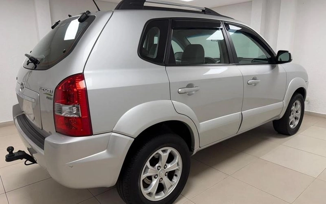 imagem-https://www.socarrao.com.br/sc-vehicle-images-prod/2397968/1783612984120-8237713_4_B_4199823205.jpeg