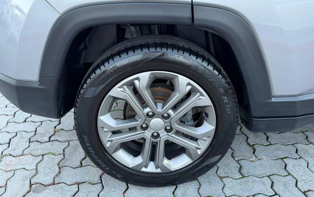 imagem-https://www.socarrao.com.br/sc-vehicle-images-prod/2398640/1782918702774-d57c0b75-f8d8-4129-8fc1-fc1d8de58244.jpg