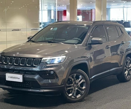 Jeep Compass 2022 Cinza — foto 1 de 3