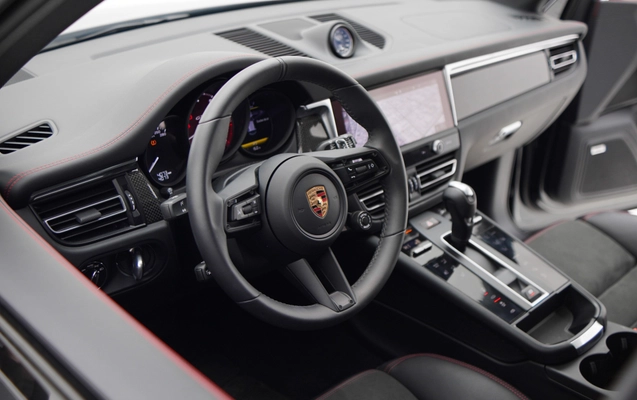 imagem-https://www.socarrao.com.br/sc-vehicle-images-prod/2399073/1787078989828-9fab30a2-07cf-4550-8f2e-0545726a93b2.jpg