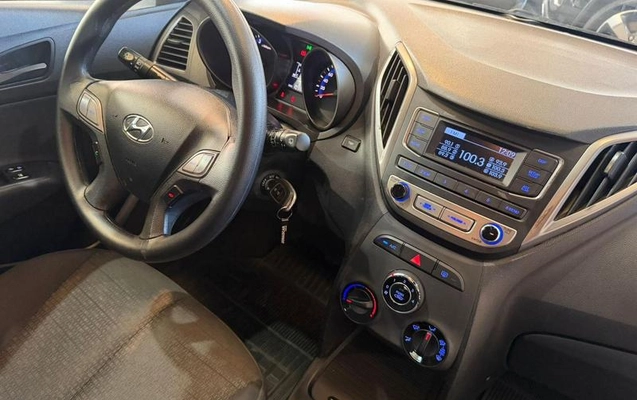 imagem-https://www.socarrao.com.br/sc-vehicle-images-prod/2399103/1782925338517-8211234_6_B_b05df53d5d.jpeg