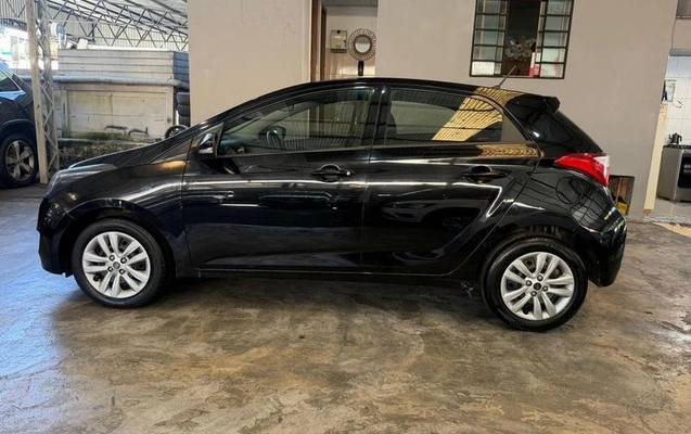 imagem-https://www.socarrao.com.br/sc-vehicle-images-prod/2399103/1782925338518-8211234_13_B_c0011f2c8f.jpeg
