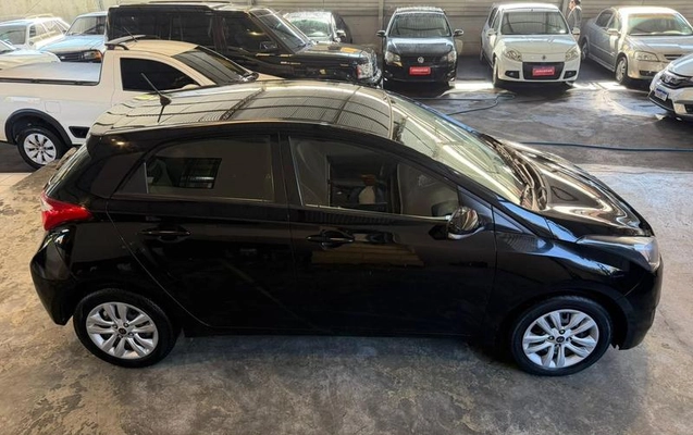 imagem-https://www.socarrao.com.br/sc-vehicle-images-prod/2399103/1782925338518-8211234_8_B_7a54667024.jpeg