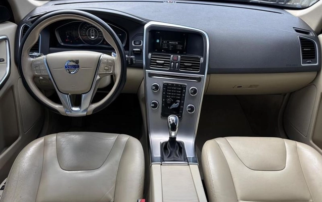 imagem-https://www.socarrao.com.br/sc-vehicle-images-prod/2400004/1784121712495-7958954_6_B_52abe8a78e.jpeg