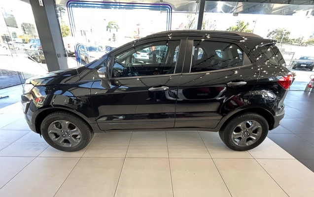 imagem-https://www.socarrao.com.br/sc-vehicle-images-prod/2400329/1789046298884-vehicle_image_1788276480_770c0e7818889be34551d84e96d2fb0b.jpeg
