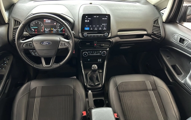 imagem-https://www.socarrao.com.br/sc-vehicle-images-prod/2400329/1789046298897-vehicle_image_1784814133_81d4fb3e2db271a42d5ad9cbd0246c56.jpeg