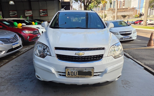 imagem-https://www.socarrao.com.br/sc-vehicle-images-prod/2400375/1782925583681-MTAwMDUxMjE0Ny5qcGc.jpg
