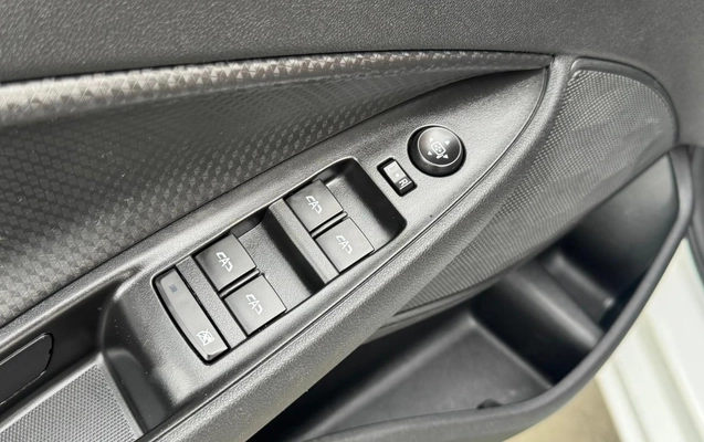 imagem-https://www.socarrao.com.br/sc-vehicle-images-prod/2400527/1782926318622-V2hhdHNBcHAgSW1hZ2UgMjAyNi0wNi0zMCBhdCAxNi4yOS40OC5qcGVn.jpeg