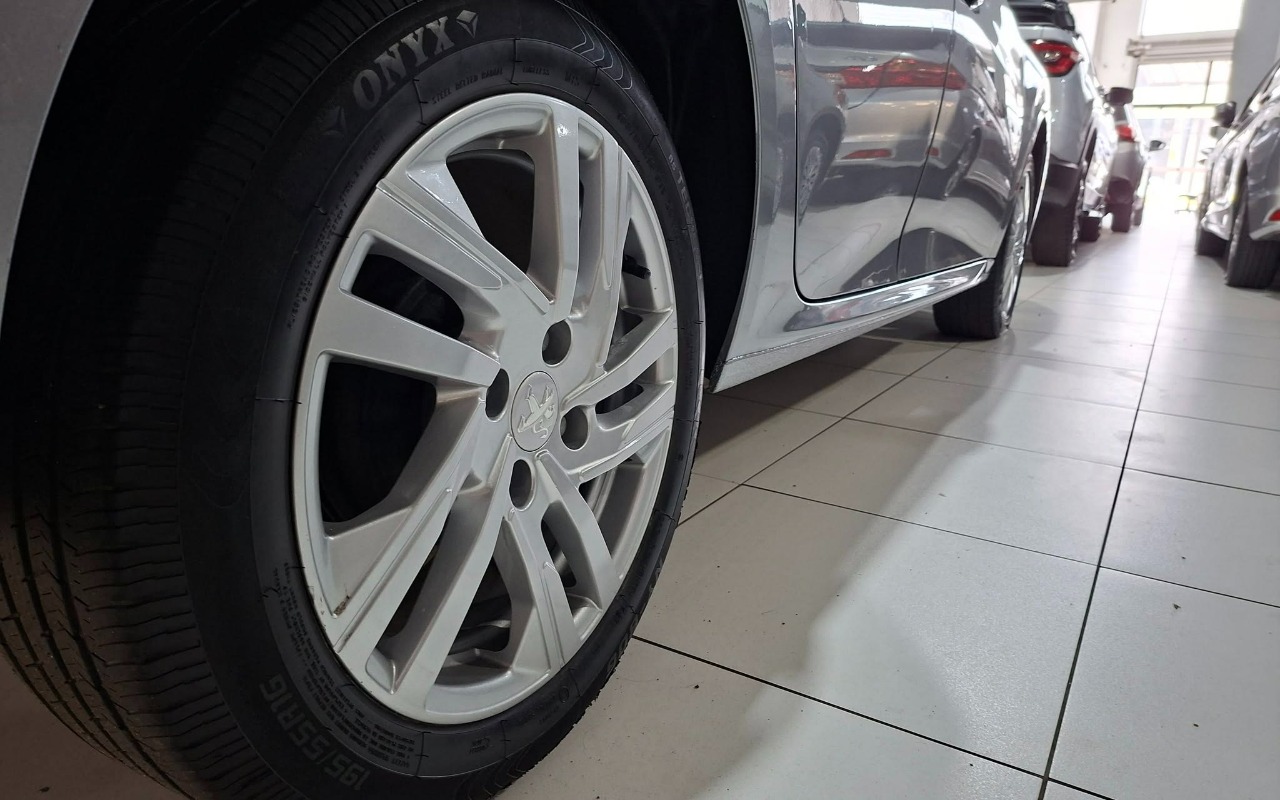 imagem-https://www.socarrao.com.br/sc-vehicle-images-prod/2400740/1782951911637-MTguanBn.jpg