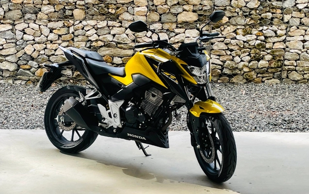 imagem-https://www.socarrao.com.br/sc-vehicle-images-prod/2400919/1782927600748-MmU0MGUzNGItM2Q5Ny00MDVhLTkxZTItNGIzOGQ4N2EyZGI4LkpQRw.JPG