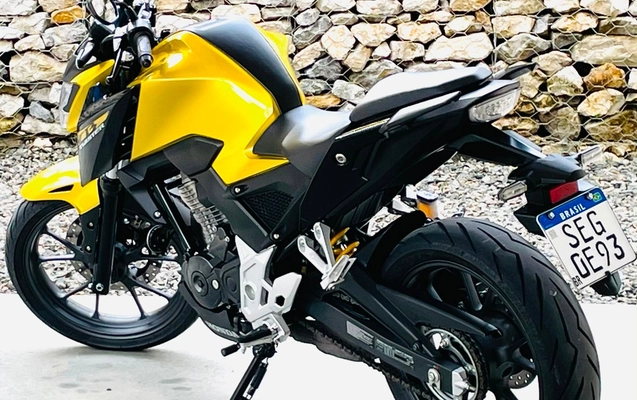 imagem-https://www.socarrao.com.br/sc-vehicle-images-prod/2400919/1782927601029-OWY2ZjcxYjMtODVjYS00NjRkLWE4NjUtMmMzY2QzZWZjZDI2LkpQRw.JPG