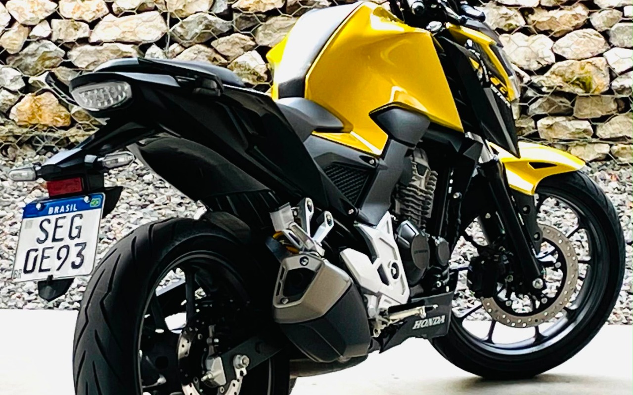 imagem-https://www.socarrao.com.br/sc-vehicle-images-prod/2400919/1782927601679-ZTQ1YTczOTktNWNiNy00ZjRjLTkzMDUtMDE2OGYwZWMxZWJiLkpQRw.JPG