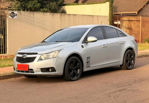 Chevrolet Cruze 2012 Prata — foto 1 de 3