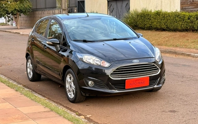 imagem-https://www.socarrao.com.br/sc-vehicle-images-prod/2401073/1782928322234-2_092220.jpg