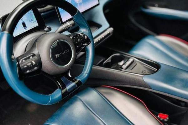 imagem-https://www.socarrao.com.br/sc-vehicle-images-prod/2401228/1789166813448-8234546_2_B_1aa60df1bf.jpeg
